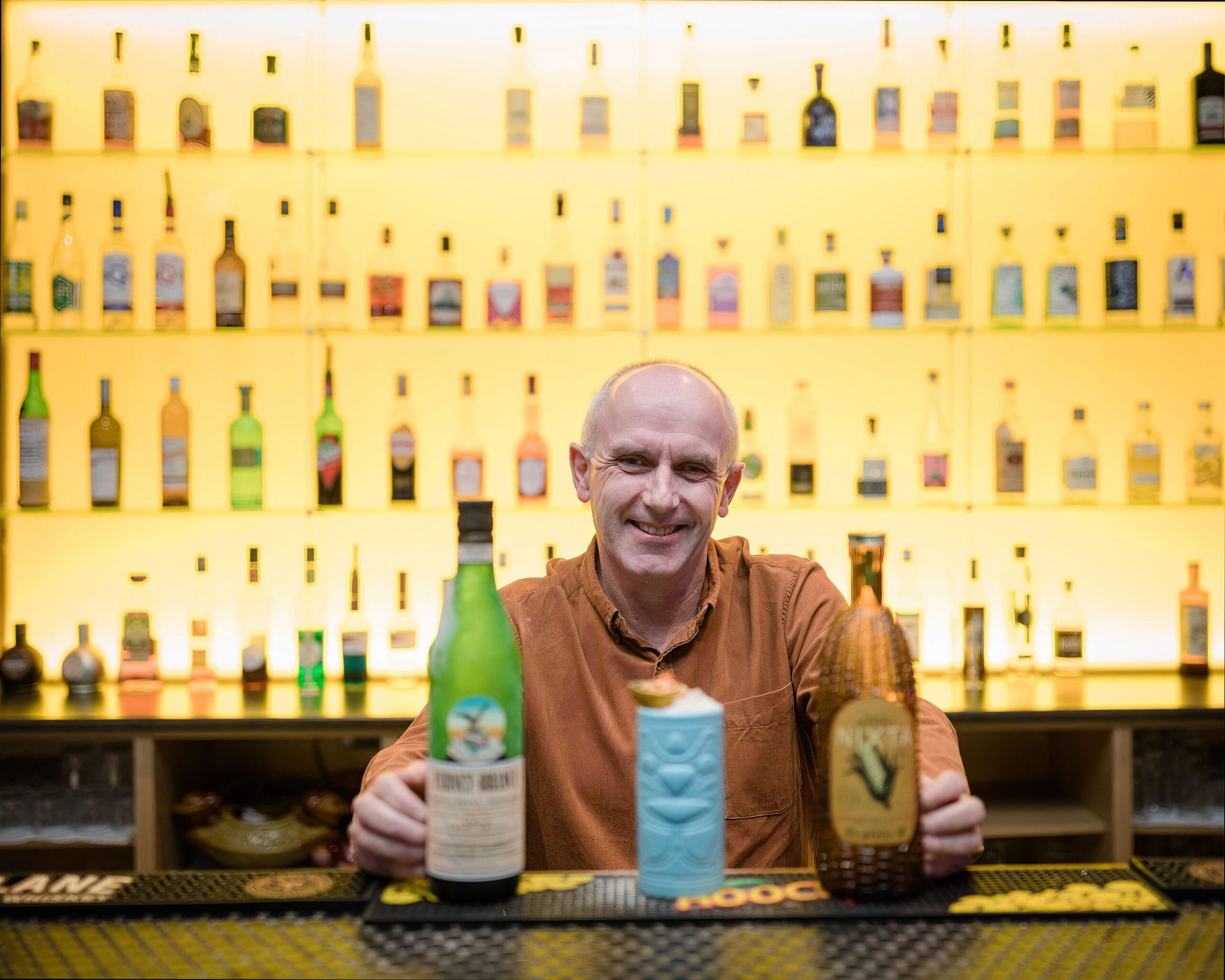 A Cocktail Lounge with a menu for every taste 1 3-session-street